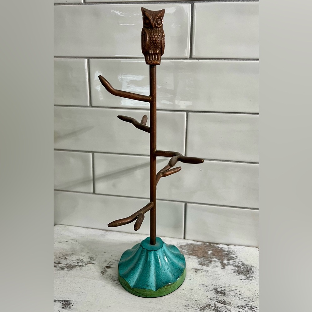 Jewelry Tree with Owl